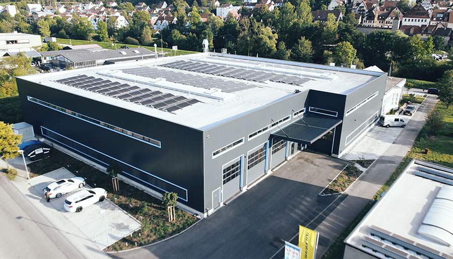 Quadax_Final_Andy.00_00_05_04.Standbild016